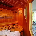 Seaside Residenz Hotel 4*